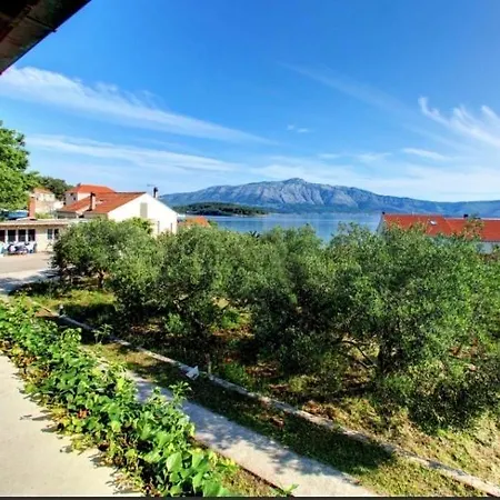 Emilie ルンバルダ